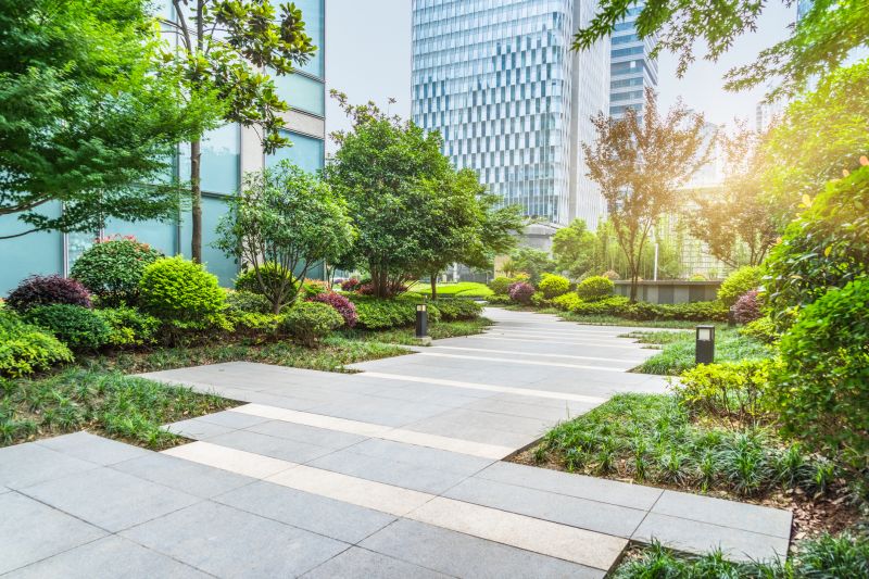 Commercial Landscape Maintenance in Honolulu, HI